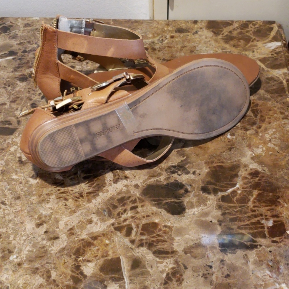 Sandals - Picture 6 of 7